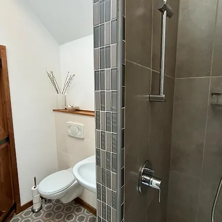 Le Pressoir De La Vieville, Renoir *