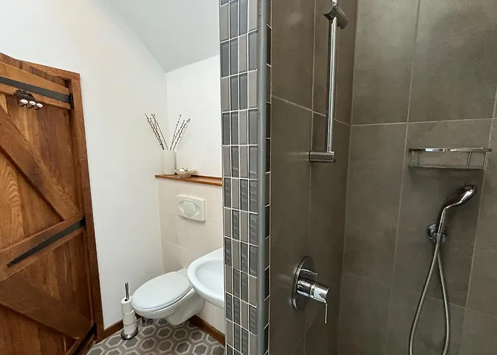 Le Pressoir De La Vieville, Renoir *